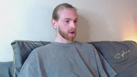 Snapshot of damien_diamond chatting on 01-25-25, 06:57 damien_diamond online show from 01-25-25, 06:57