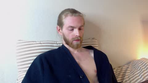 Snapshot of damien_diamond chatting on 02-25-25, 04:46 damien_diamond online show from 02-25-25, 04:46