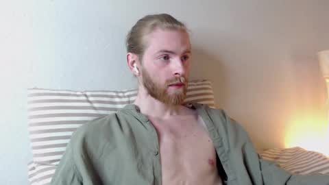 Snapshot of damien_diamond chatting on 03-09-25, 09:36 damien_diamond online show from 03-09-25, 09:36