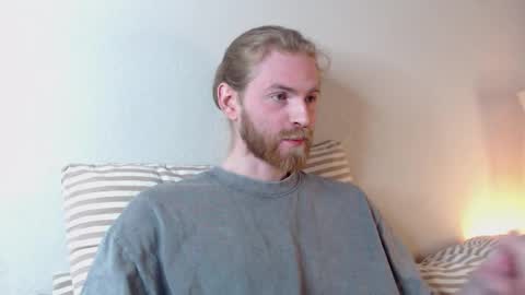 Snapshot of damien_diamond chatting on 03-12-25, 11:01 damien_diamond online show from 03-12-25, 11:01