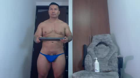 dammuscle online show from 06-25-26, 02:54