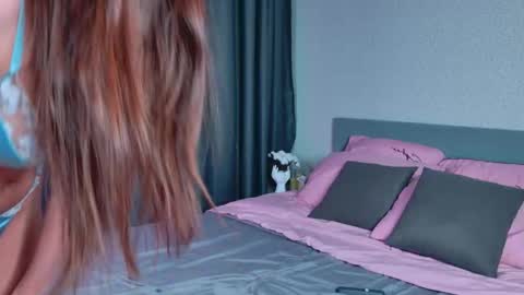 Julia online show from 11-12-25, 02:34