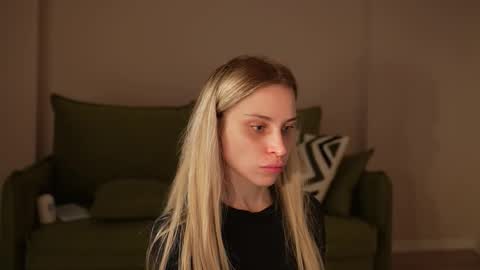 Snapshot of damnash2 chatting on 11-07-25, 02:06 Ashley online show from 11-07-25, 02:06