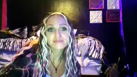 Snapshot of damnitjanet13 chatting on 04-02-26, 12:14 damnitjanet13 online show from 04-02-26, 12:14