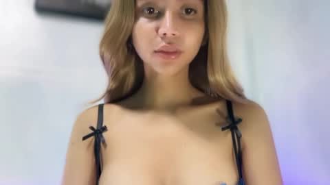 Snapshot of damnperfectxx chatting on 03-31-26, 11:10 damnperfectxx online show from 03-31-26, 11:10