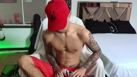 Damon online show from 10-30-25, 04:41