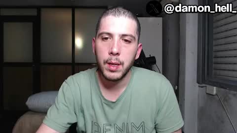 Snapshot of damon_hell chatting on 05-03-26, 11:00 Damon online show from 05-03-26, 11:00