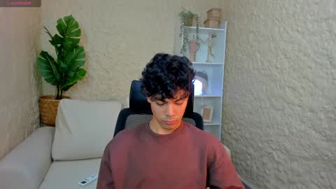 Snapshot of damon_nort chatting on 12-23-24, 08:47 DEMON NORTH online show from 12-23-24, 08:47