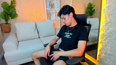 Snapshot of damon_nort chatting on 01-07-25, 12:31 DEMON NORTH online show from 01-07-25, 12:31