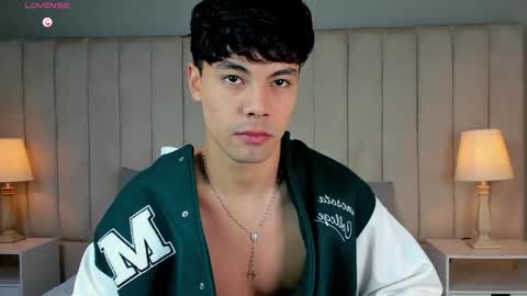 Snapshot of damon_nort chatting on 09-26-25, 11:47 DEMON NORTH online show from 09-26-25, 11:47