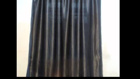 Snapshot of damsel8 chatting on 02-19-26, 04:47 leah online show from 02-19-26, 04:47