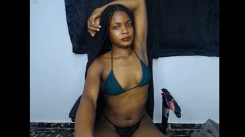 Snapshot of damsel8 chatting on 03-12-26, 05:30 leah online show from 03-12-26, 05:30