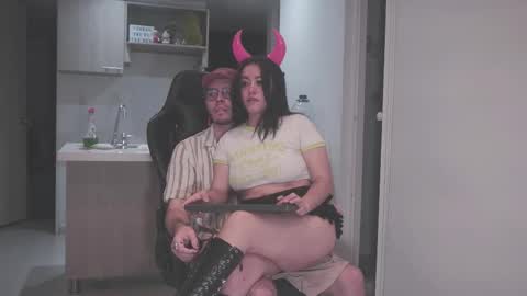 Snapshot of dan_and_daya chatting on 11-08-25, 07:19 AbyssVoid online show from 11-08-25, 07:19