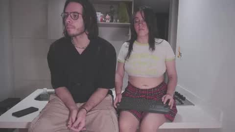 Snapshot of dan_and_daya chatting on 11-21-25, 08:57 AbyssVoid online show from 11-21-25, 08:57