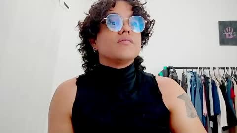 Snapshot of dan_blous chatting on 03-19-26, 12:36 Diane Blosson online show from 03-19-26, 12:36