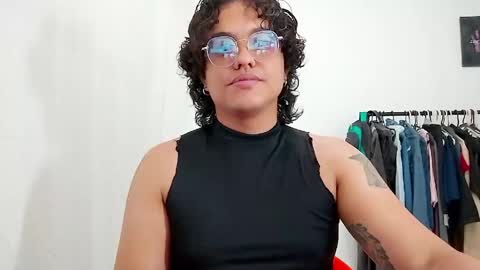 Snapshot of dan_blous chatting on 03-27-26, 09:14 Diane Blosson online show from 03-27-26, 09:14