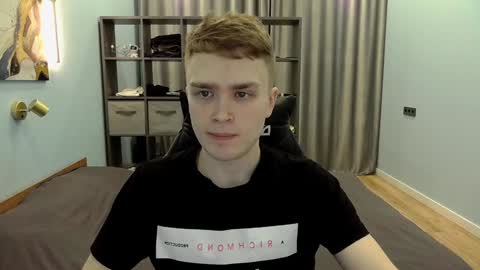 Dany online show from 02-05-25, 02:08