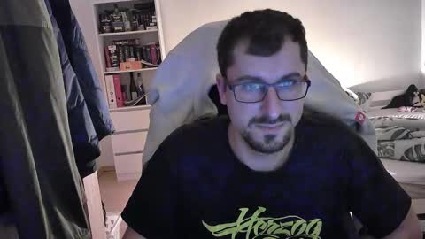 King Dan online show from 12-10-24, 07:43