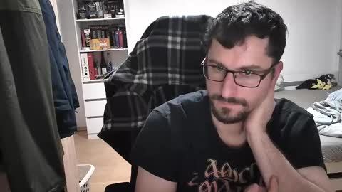 King Dan online show from 01-03-25, 07:50