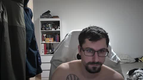 King Dan online show from 01-10-25, 08:26