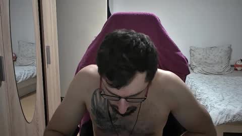 King Dan online show from 09-25-25, 07:28