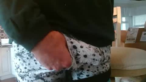 Snapshot of dan_va chatting on 12-24-24, 12:55 Dan online show from 12-24-24, 12:55