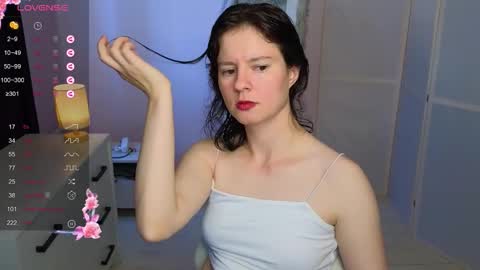 Snapshot of dana_magical chatting on 09-12-25, 06:13 DANA online show from 09-12-25, 06:13