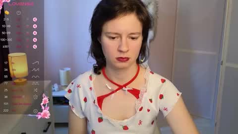 Snapshot of dana_magical chatting on 09-25-25, 01:26 DANA online show from 09-25-25, 01:26