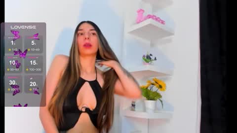 Snapshot of dana_montana_ chatting on 03-27-26, 08:26 Dannita online show from 03-27-26, 08:26