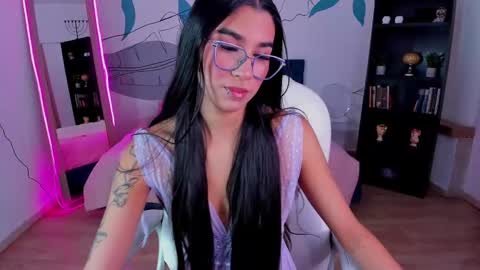 Snapshot of dana_paula chatting on 11-05-25, 11:32 dana_paula online show from 11-05-25, 11:32