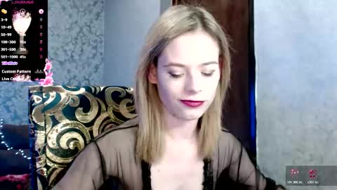 Dana SmileX online show from 12-21-25, 08:38