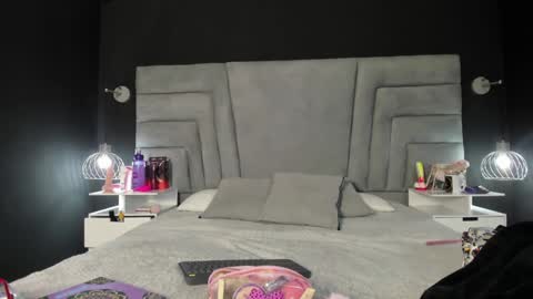    online show from 12-07-24, 06:48
