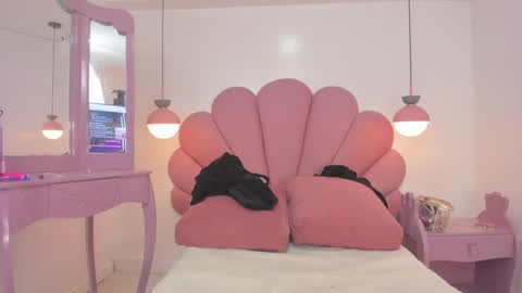    online show from 12-13-24, 08:47