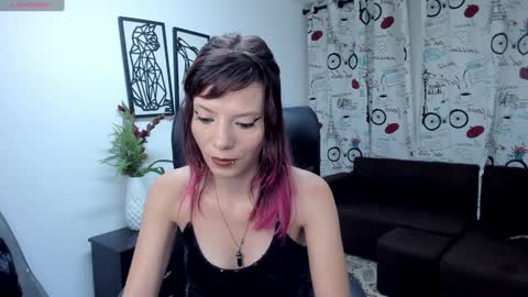 Danaa Rey online show from 12-29-24, 11:18