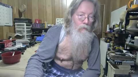 Snapshot of danagm chatting on 12-20-24, 05:18 Dana online show from 12-20-24, 05:18