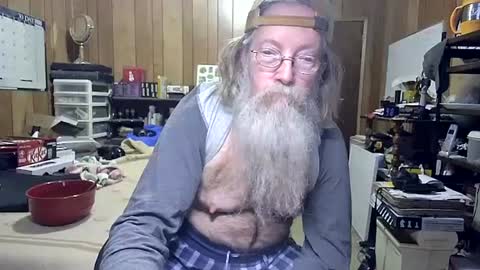 Snapshot of danagm chatting on 12-27-24, 05:16 Dana online show from 12-27-24, 05:16