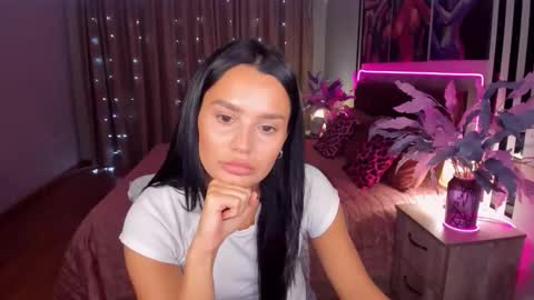 Snapshot of danamiers chatting on 10-09-25, 04:54 DanaMiers online show from 10-09-25, 04:54