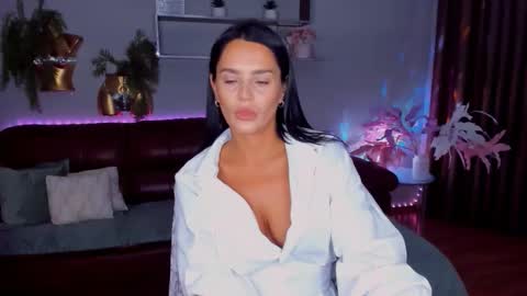 DanaMiers online show from 05-19-26, 04:08