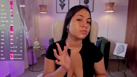 Dandara   online show from 10-25-25, 07:41