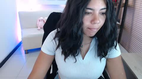 Veronica online show from 05-11-26, 11:38