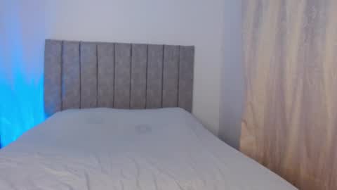 Ela and Santi online show from 02-24-26, 02:31