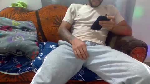 Snapshot of dani9821569006 chatting on 09-21-25, 02:40 dani9821569006 online show from 09-21-25, 02:40