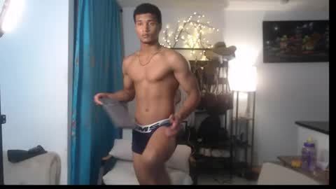 Snapshot of dani_brown19 chatting on 07-06-26, 02:52 dani_brown19 online show from 07-06-26, 02:52