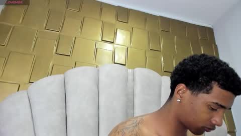 Snapshot of dani_dick_ chatting on 10-22-25, 03:12 Daniel online show from 10-22-25, 03:12