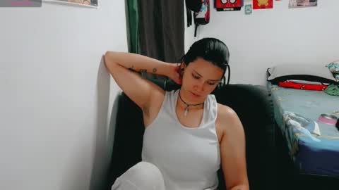 dani y jocelyn online show from 10-12-25, 07:35