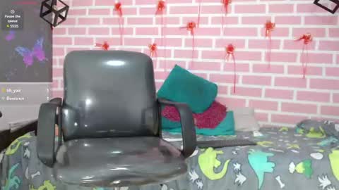 dani_lue online show from 02-21-25, 05:20