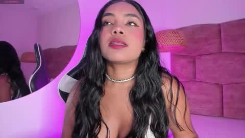   online show from 12-04-25, 02:43