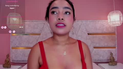 Snapshot of dani_velvet chatting on 06-14-26, 02:24 online show from 06-14-26, 02:24