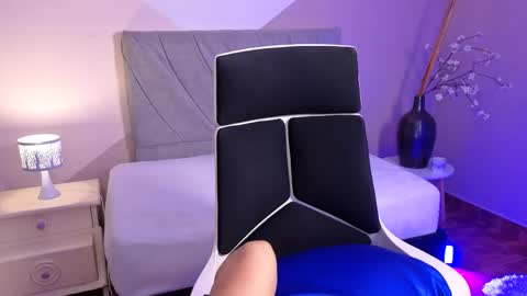 dania22_ online show from 04-23-26, 02:41