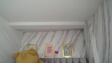 dania_b_ online show from 09-09-25, 03:17